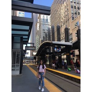 Meet your Posher, Hui